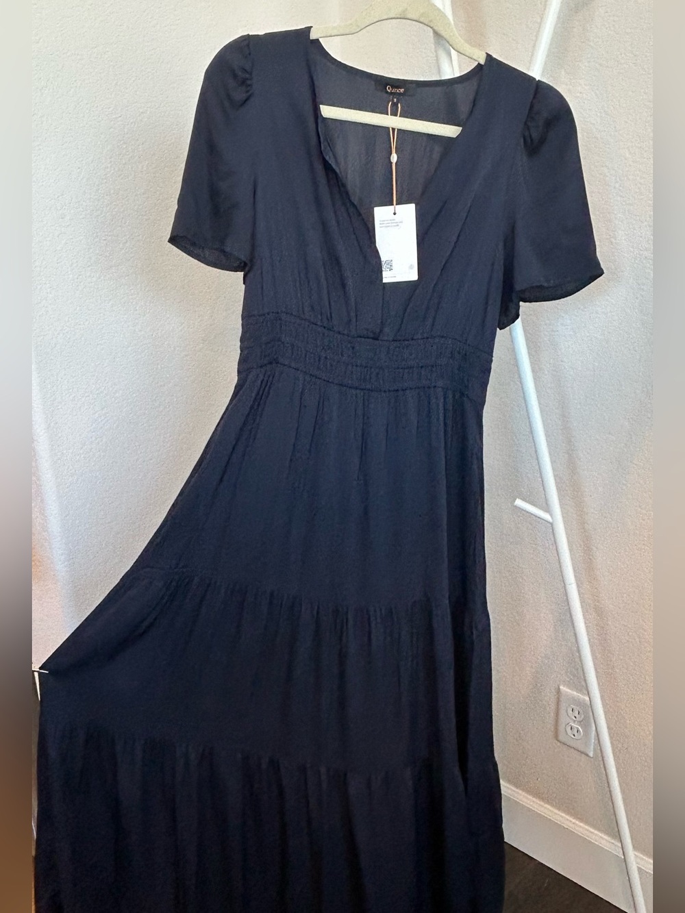 Quince Navy Silk Tiered Maxi Dress Small NWT - Picture 4 of 7